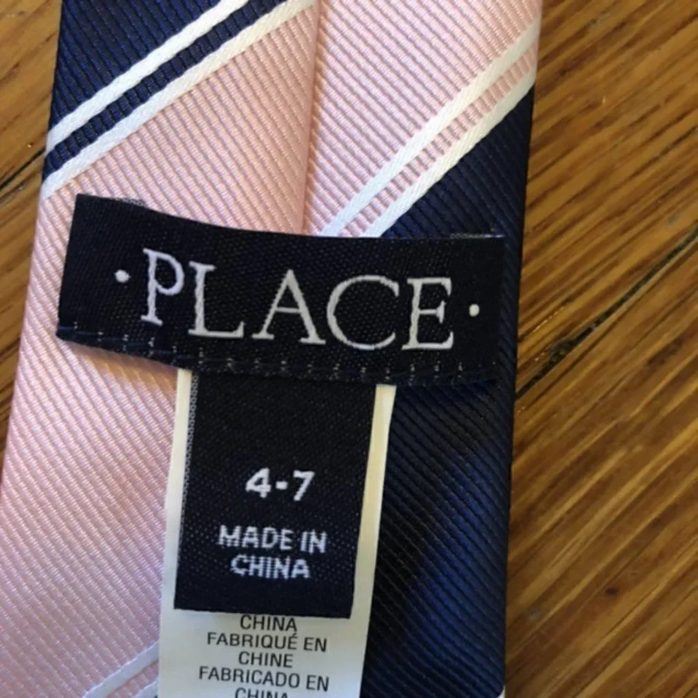 The Children's Place Boys Tie Pink & Navy 4-7 NWOT